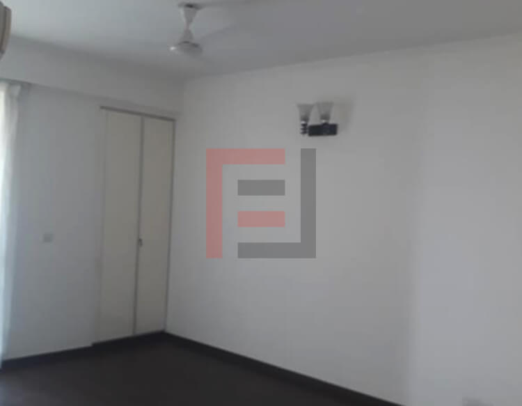 パークプレイス－4LDKアパートメント