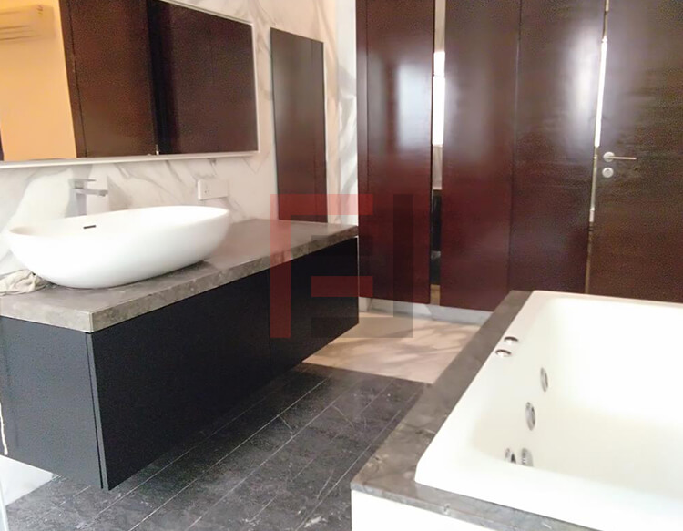 ヴァサントヴィハール、4LDKアパートメント