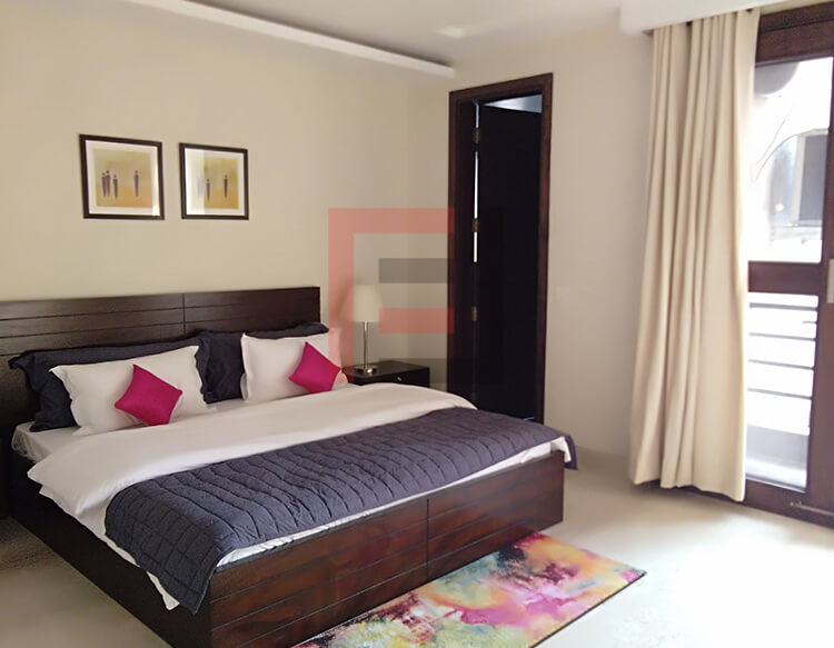 ヴァサントヴィハール－4LDKアパートメント