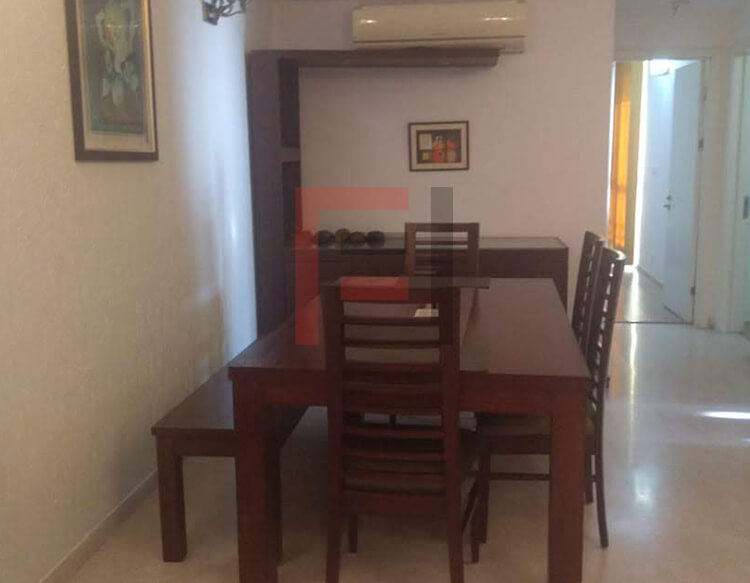 パークプレイス－4LDKアパートメント