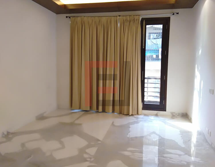 ヴァサントヴィハール、4LDKアパートメント