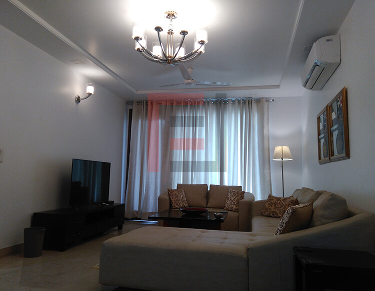 ディフェンスコロニー－3LDKアパートメント