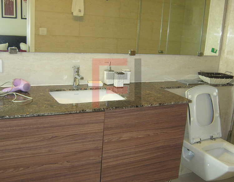 パークプレイス－4LDKアパートメント