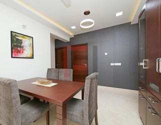  グリーンパーク、3LDKアパートメント